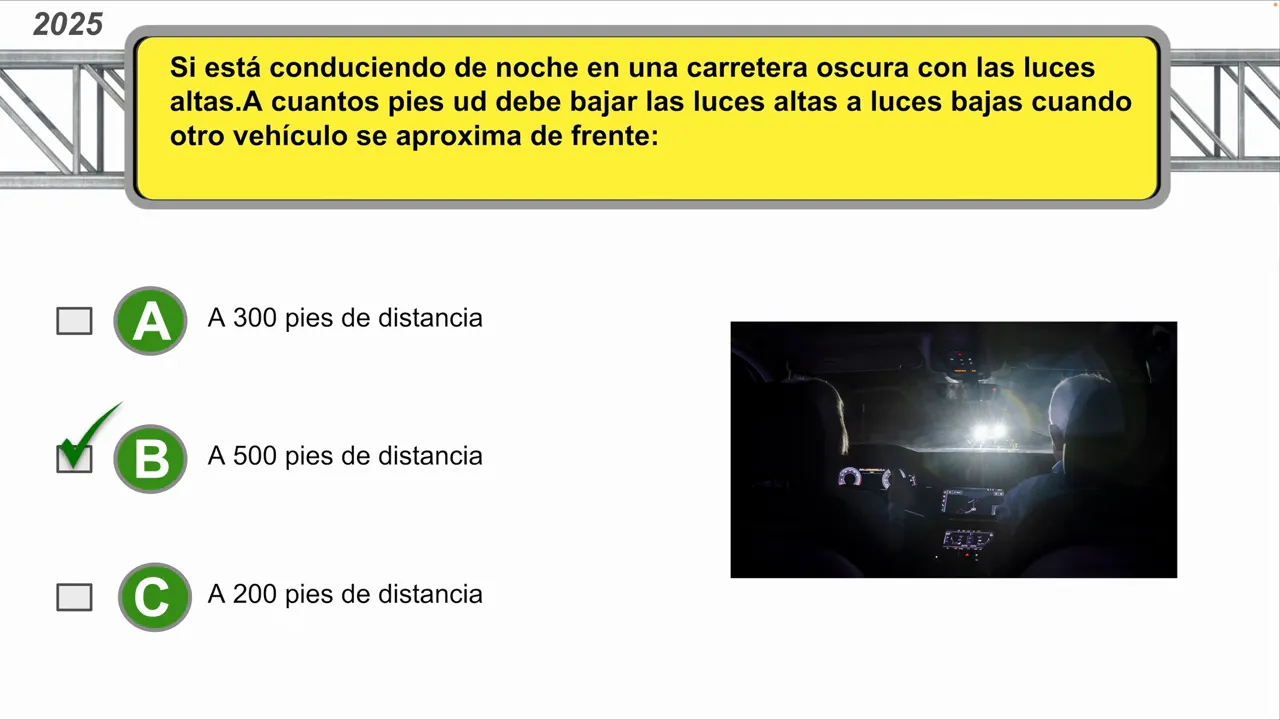 Consejo sobre uso de luces altas y bajas en carretera nocturna